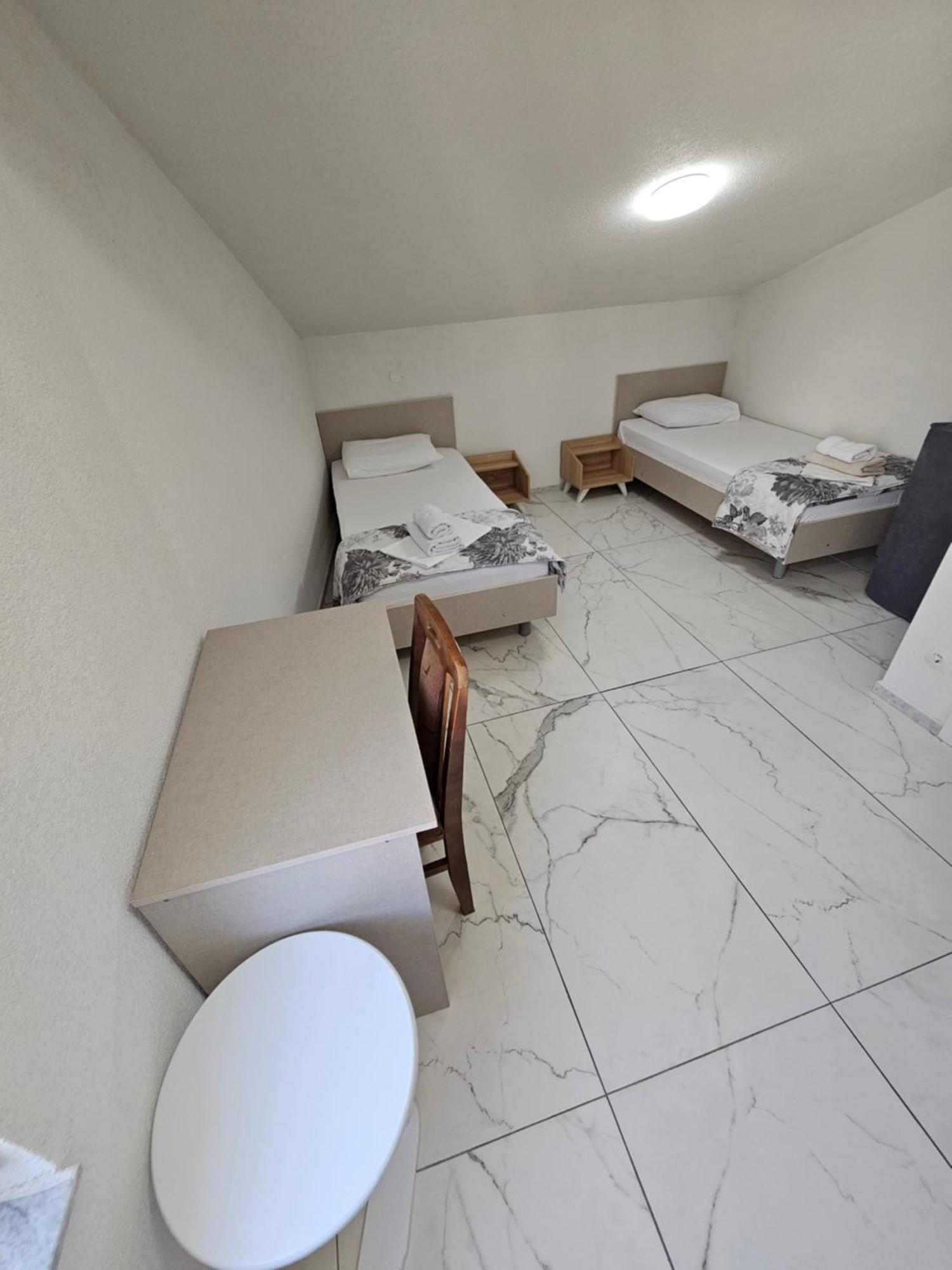 Xxl Apartments City Centar Bitola Extérieur photo