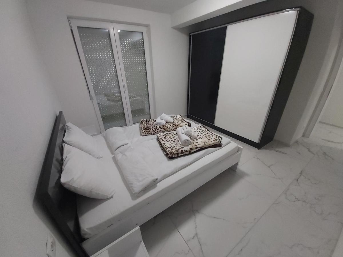 Xxl Apartments City Centar Bitola Extérieur photo